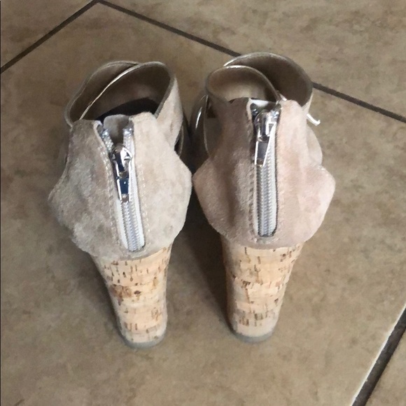 Tan Wedges - Picture 5 of 7